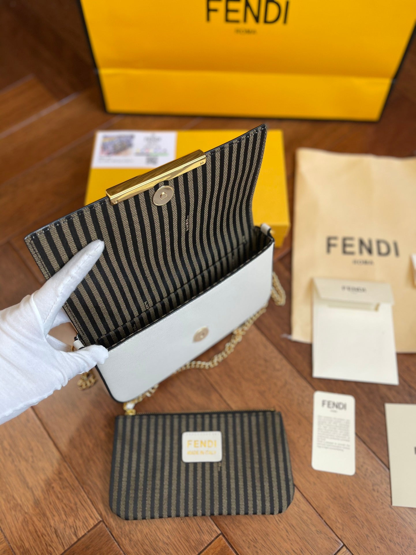EN - New Arrival Bags FEI 250