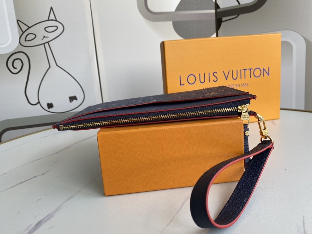 EN - New Arrival Wallet LUV 062