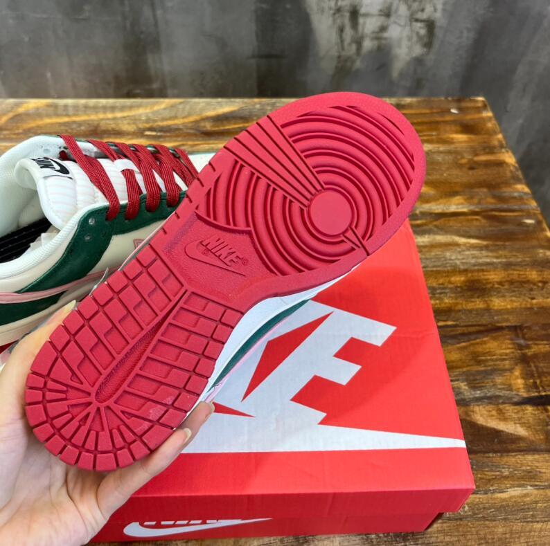 SAMC - NKE Shoes - 454