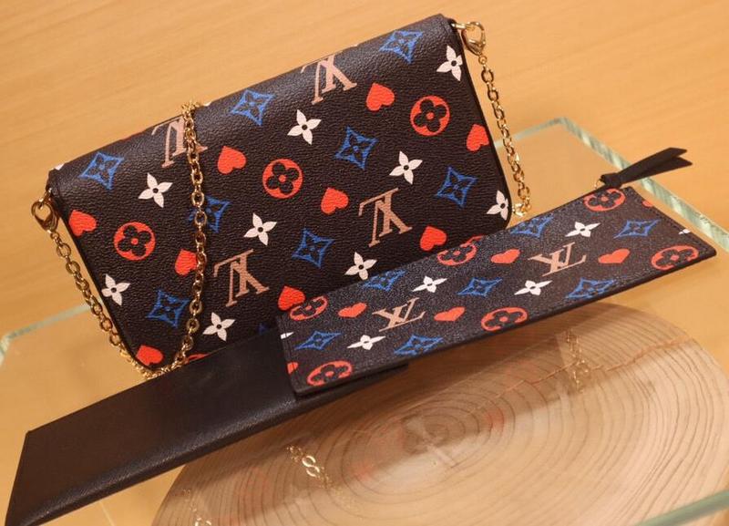 SAMC - LOV Bags - 2726