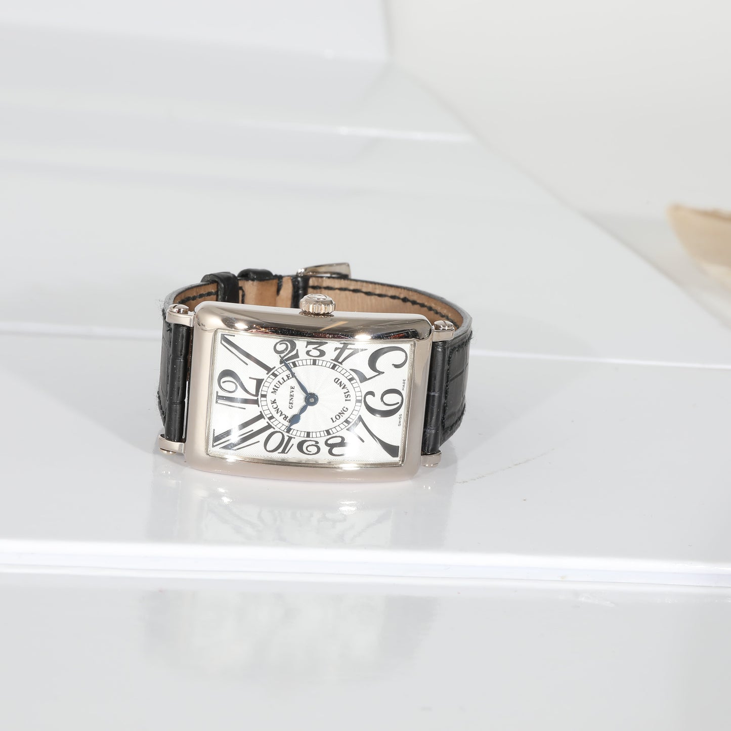 FRANCK MULLER Long Island 950 QZ Unisex Watch in 18kt White Gold