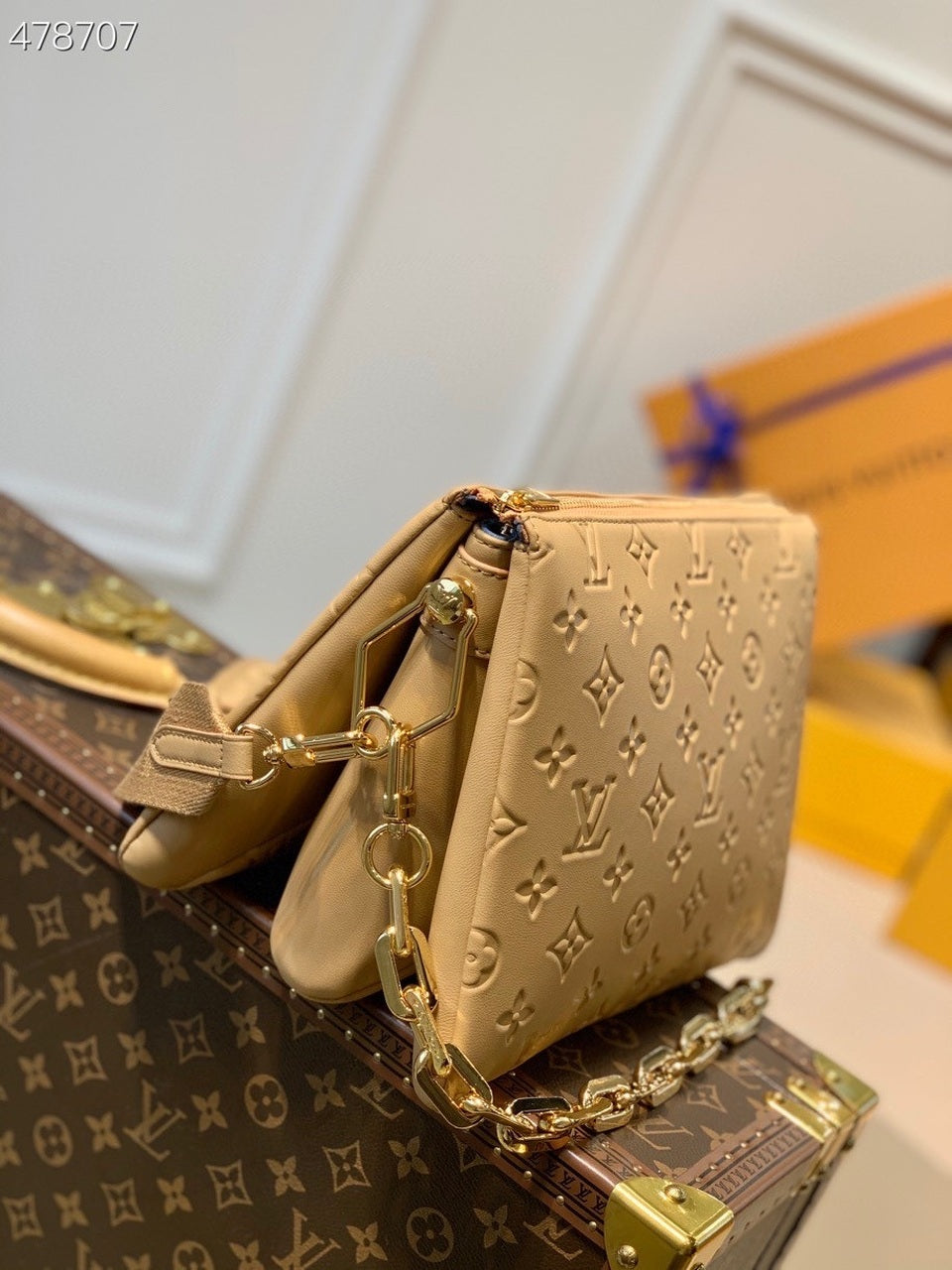 LV Coussin PM Monogram Embossed Puffy Cream For Women, WomenÃ¢â‚¬â„¢s Handbags, Shoulder And Crossbody Bags 10.2in/26cm LV