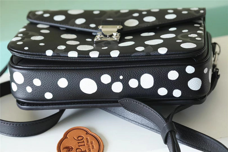 ELE - LUV Bags - 474