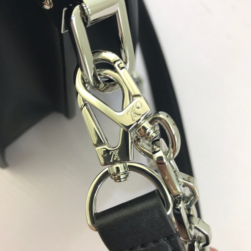 LOV2 Bags - Luxurious Bags  2061