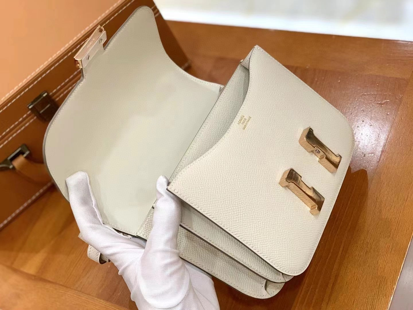 GLAMI ConstanGLAMI 23 Epsom White For Women, Handbags, Shoulder Bags 9in/23cm