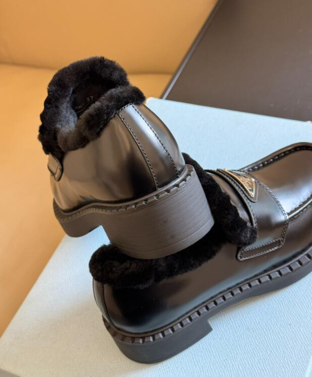 GlamyWomen Shoes - 145