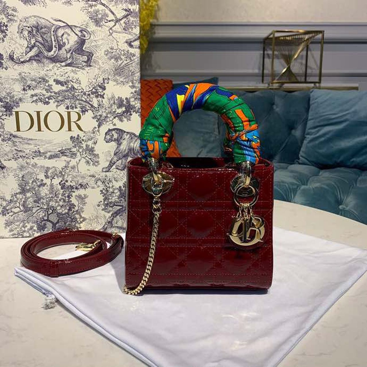 GLAMI Mini Lady Bag with Chain Gold Toned Hardware Spring/Summer Collection, Burgundy, For Women WomenÃ¢â‚¬â„¢s Handbags, 18cm CD M0505OCAL_M42R