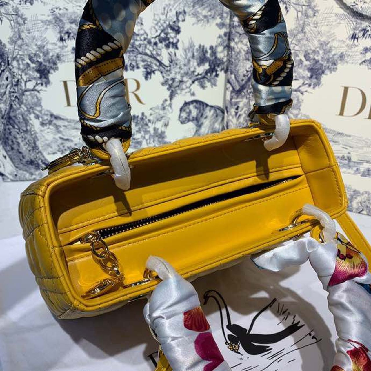 GLAMI MeGLAMIum Lady Bag Silver Hardware Yellow For Women 9.5in/24cm CD