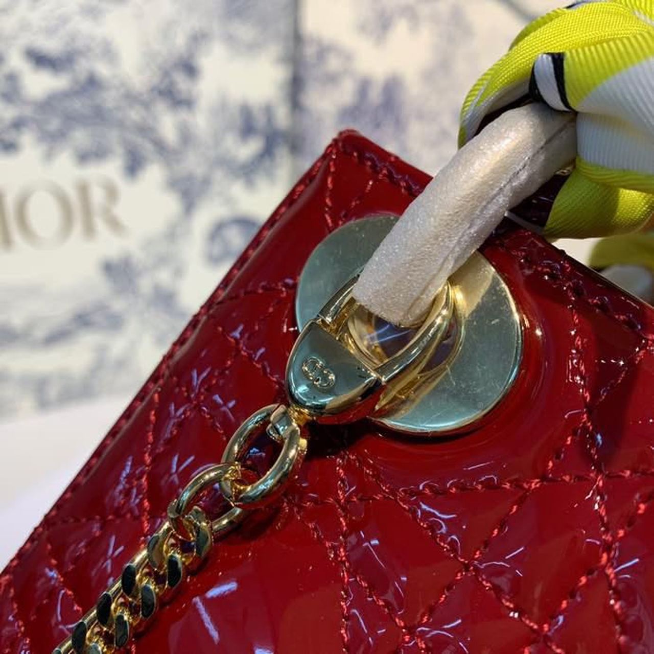 GLAMI Mini Lady Bag with Chain Gold Toned Hardware Spring/Summer Collection, Burgundy, For Women WomenÃ¢â‚¬â„¢s Handbags, 18cm CD