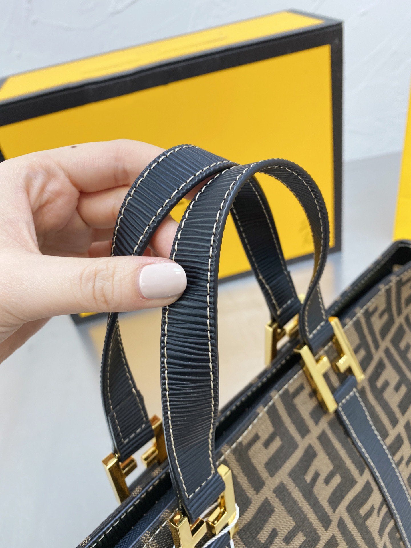 EN - NEW Arrival Bags FEI 104