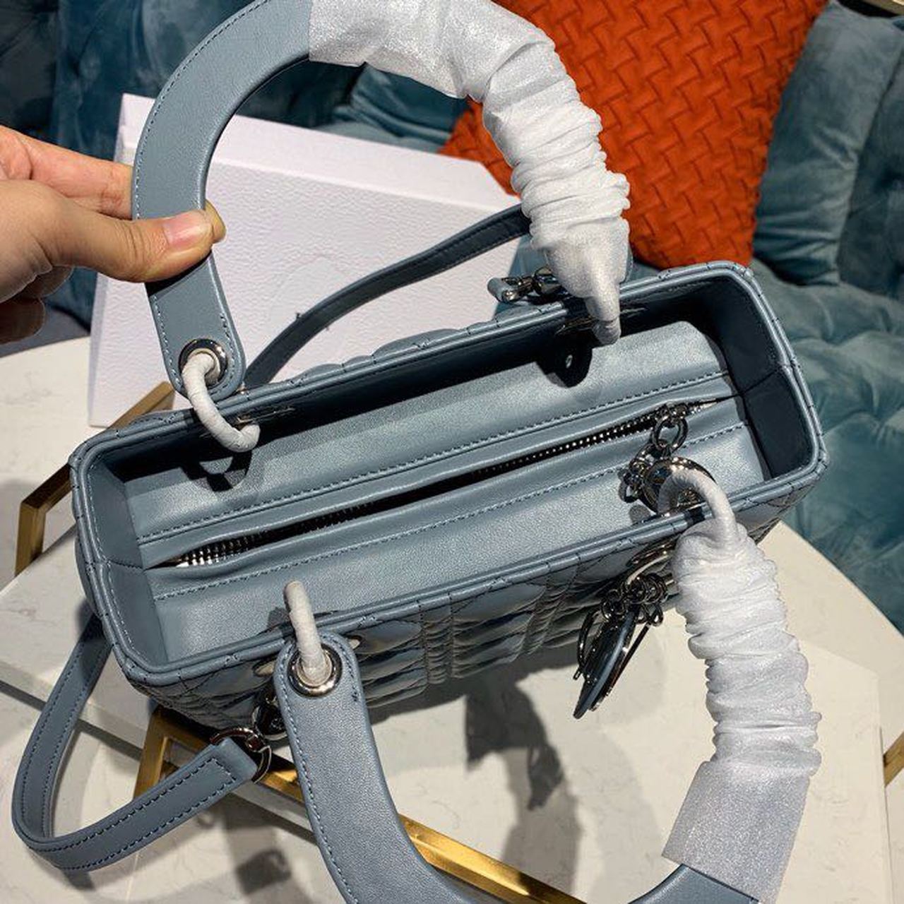 GLAMI MeGLAMIum Lady Bag Silver Hardware Cloud Blue For Women 9.5in/24cm CD