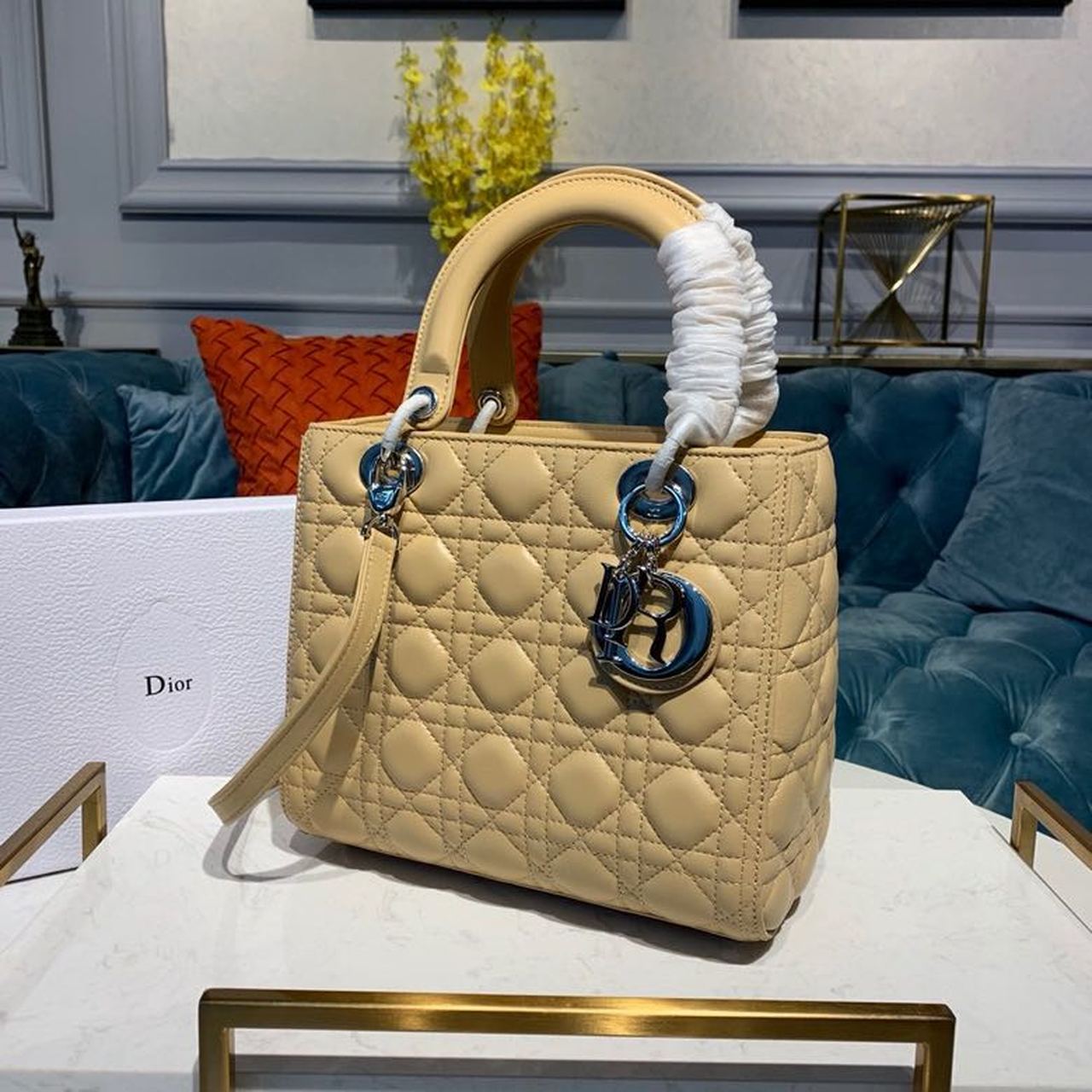 GLAMI MeGLAMIum Lady Bag Silver Hardware Pale Yellow For Women 9.5in/24cm CD
