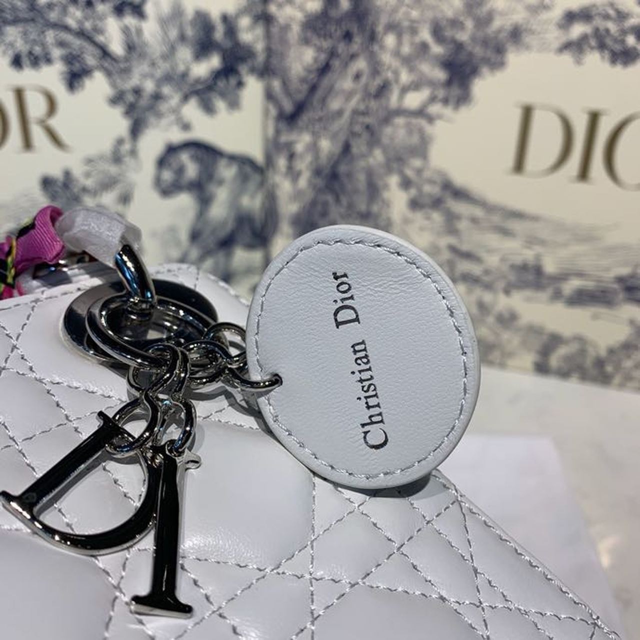 GLAMI Mini Lady Bag with Chain and Embellished Bag Strap Silver Hardware Spring/Summer Collection, White, For Women WomenÃ¢â‚¬â„¢s Handbags, 18cm CD