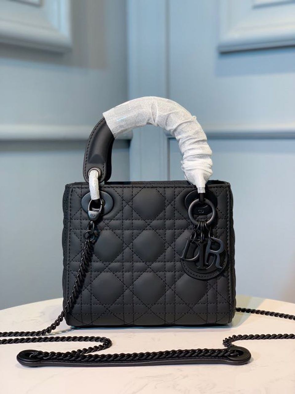 GLAMI Mini Lady Bag with Chain Matte Hardware Spring/Summer Collection, Black, For Women WomenÃ¢â‚¬â„¢s Handbags, 18cm CD M0505SLOI_M989