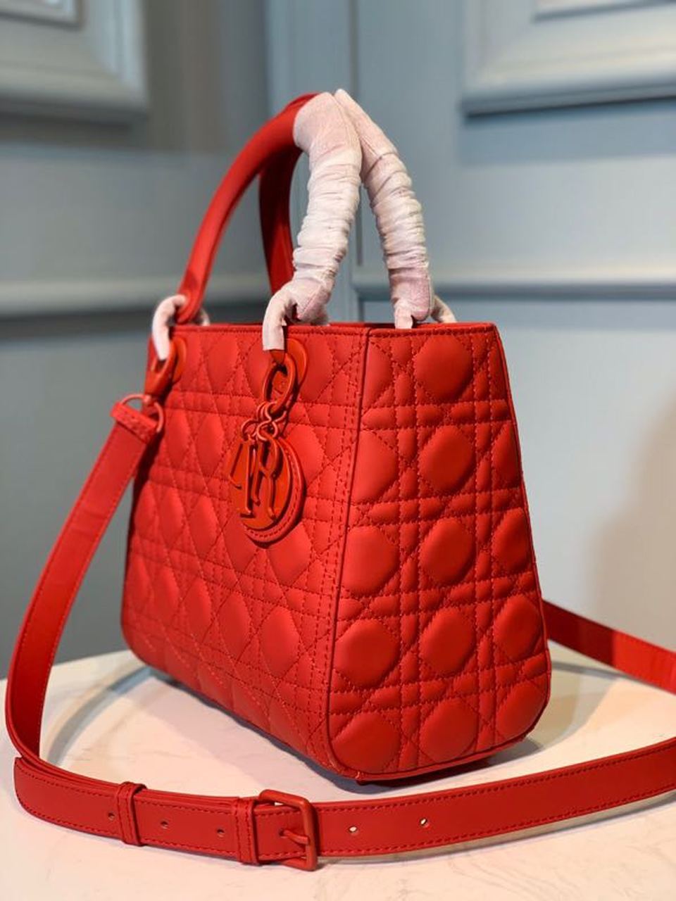 GLAMI MeGLAMIum Lady Bag Matte Hardware Red Ultramatte For Women 9.5in/24cm CD