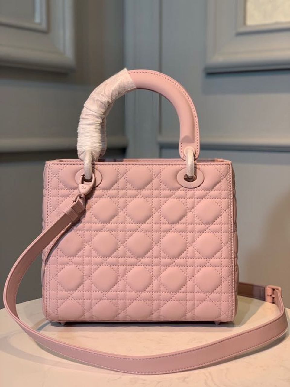 GLAMI MeGLAMIum Lady Bag Matte Hardware Powder Pink For Women 9.5in/24cm CD