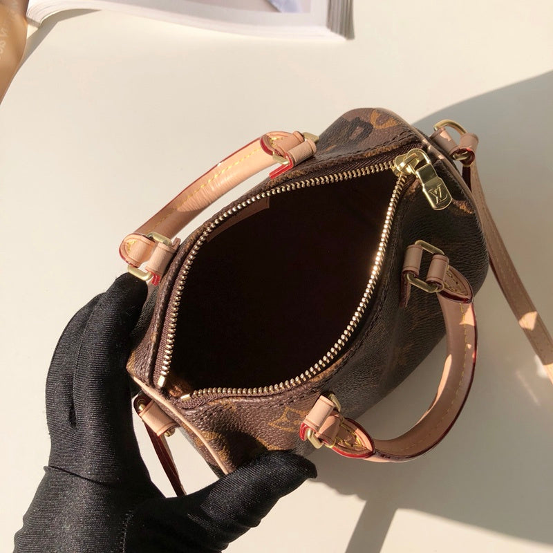 LOV2 Bags - Fashion Bags  2628