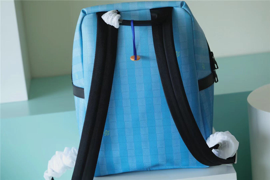 LV GLAMIscovery Backpack Damier Stripes Canvas GraGLAMIent Blue For Men, Bags 40cm LV M59913