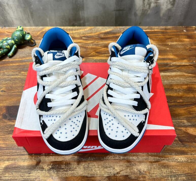 SAMC - NKE Shoes - 112