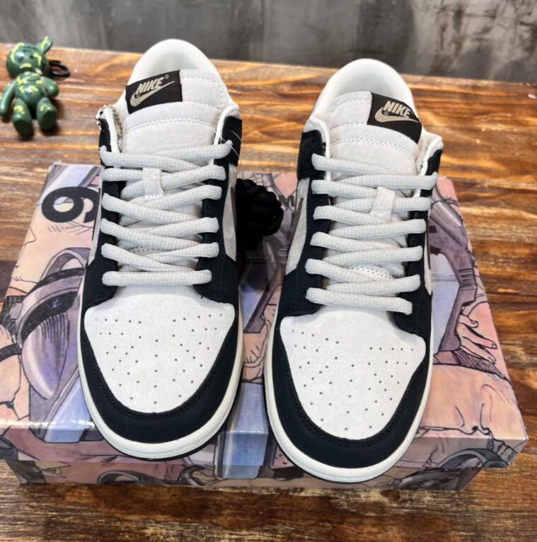 SAMC - NKE Shoes - 851