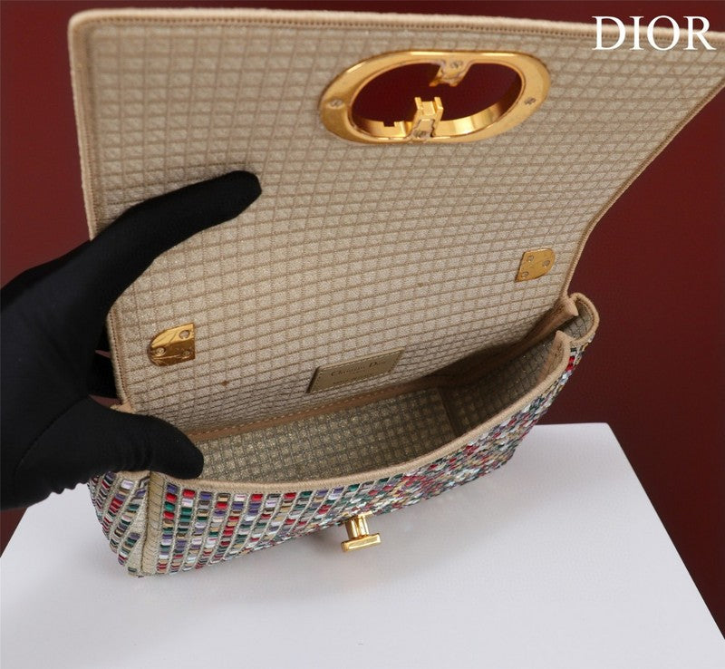 Glami Fashion - DIR Bags - 2020