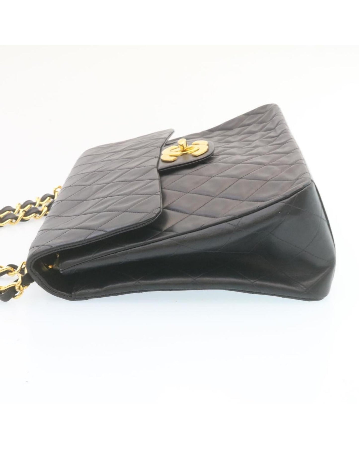 CHANEL Classic Jumbo Shoulder Bag