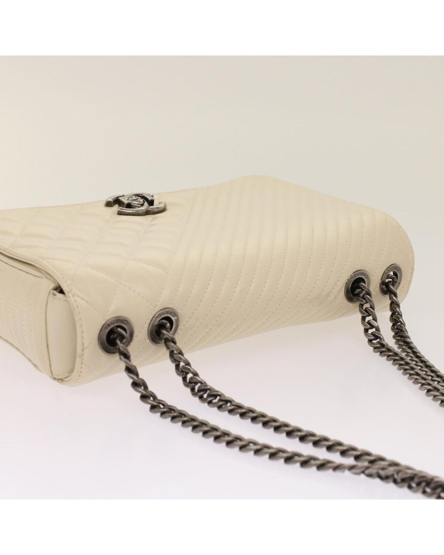 CHANEL Chanel Chevron Quilted Bag