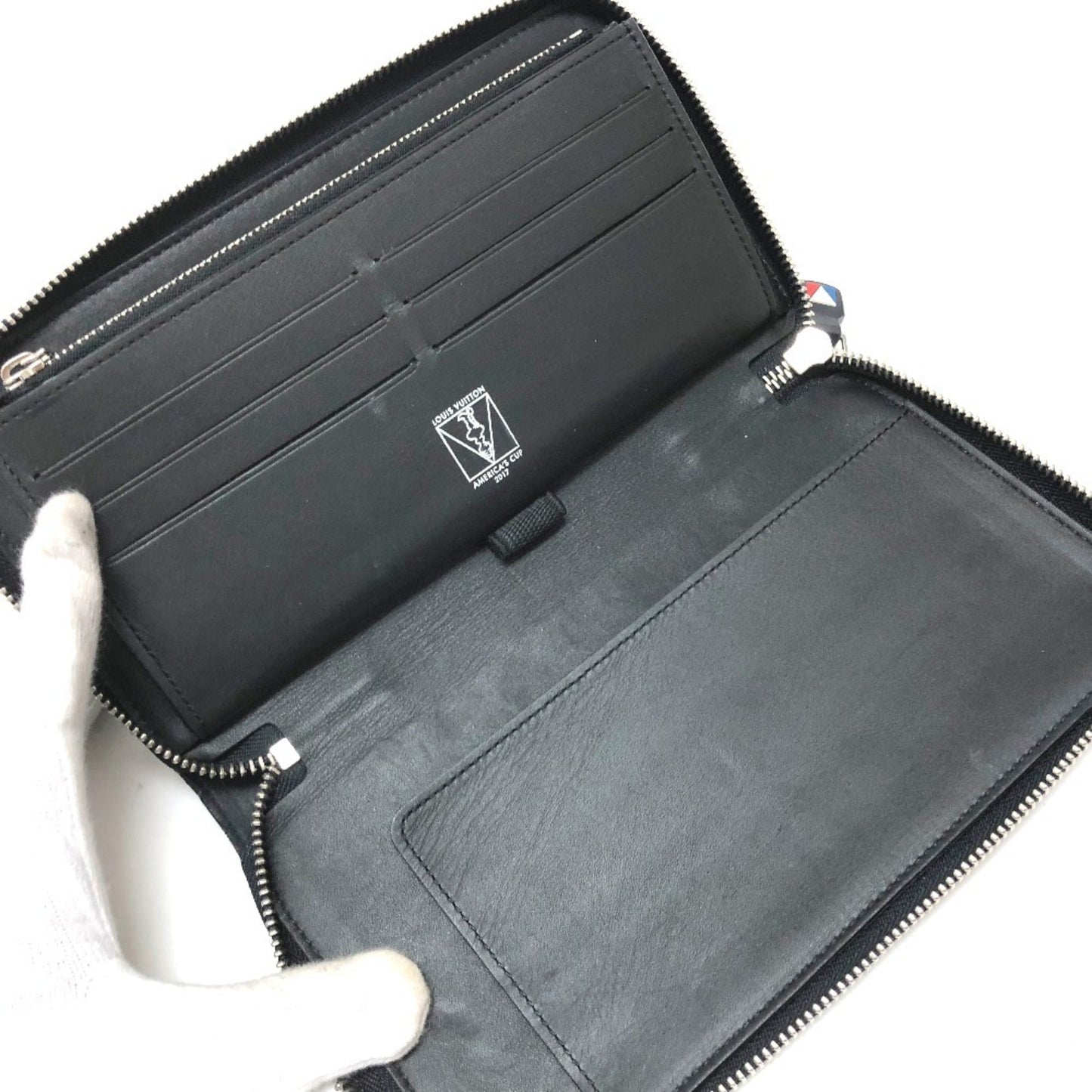 Navy Canvas Wallet with Clean Lines and Premium Leather