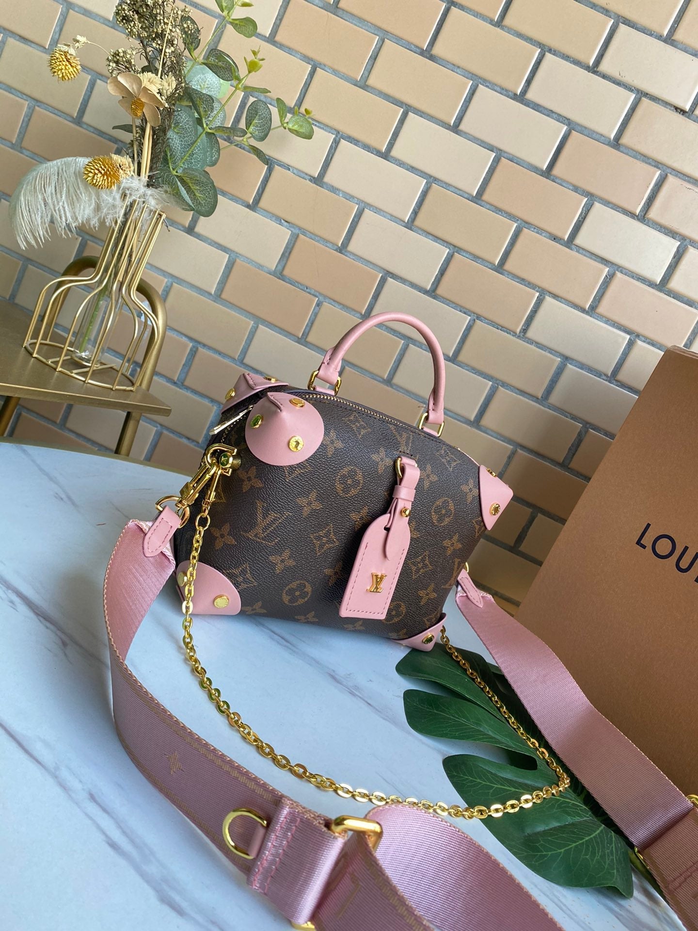 EN - New Arrival Bags LUV 107