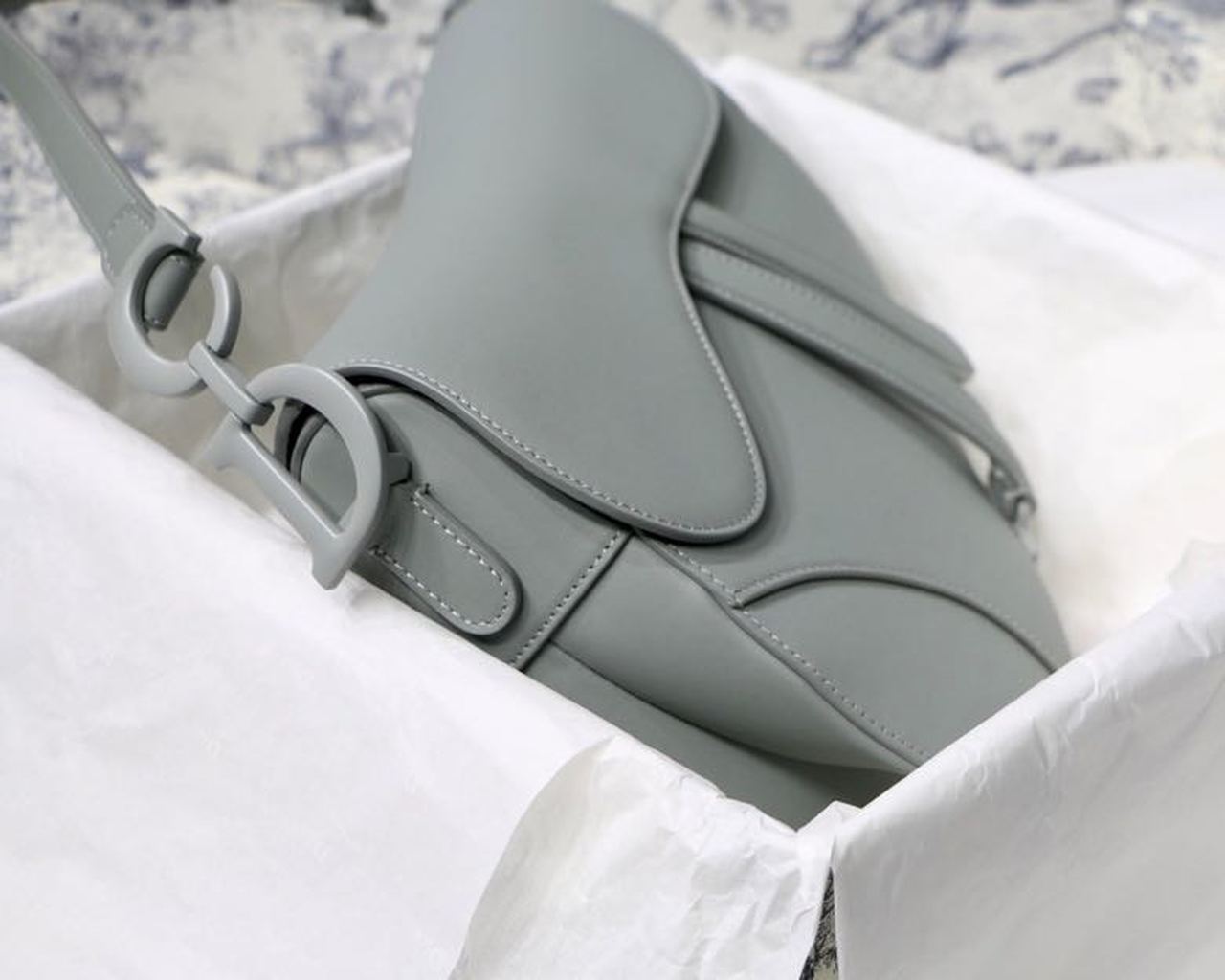 GLAMI MeGLAMIum Saddle Bag Light Blue Ultramatte For Women 25cm/10in CD