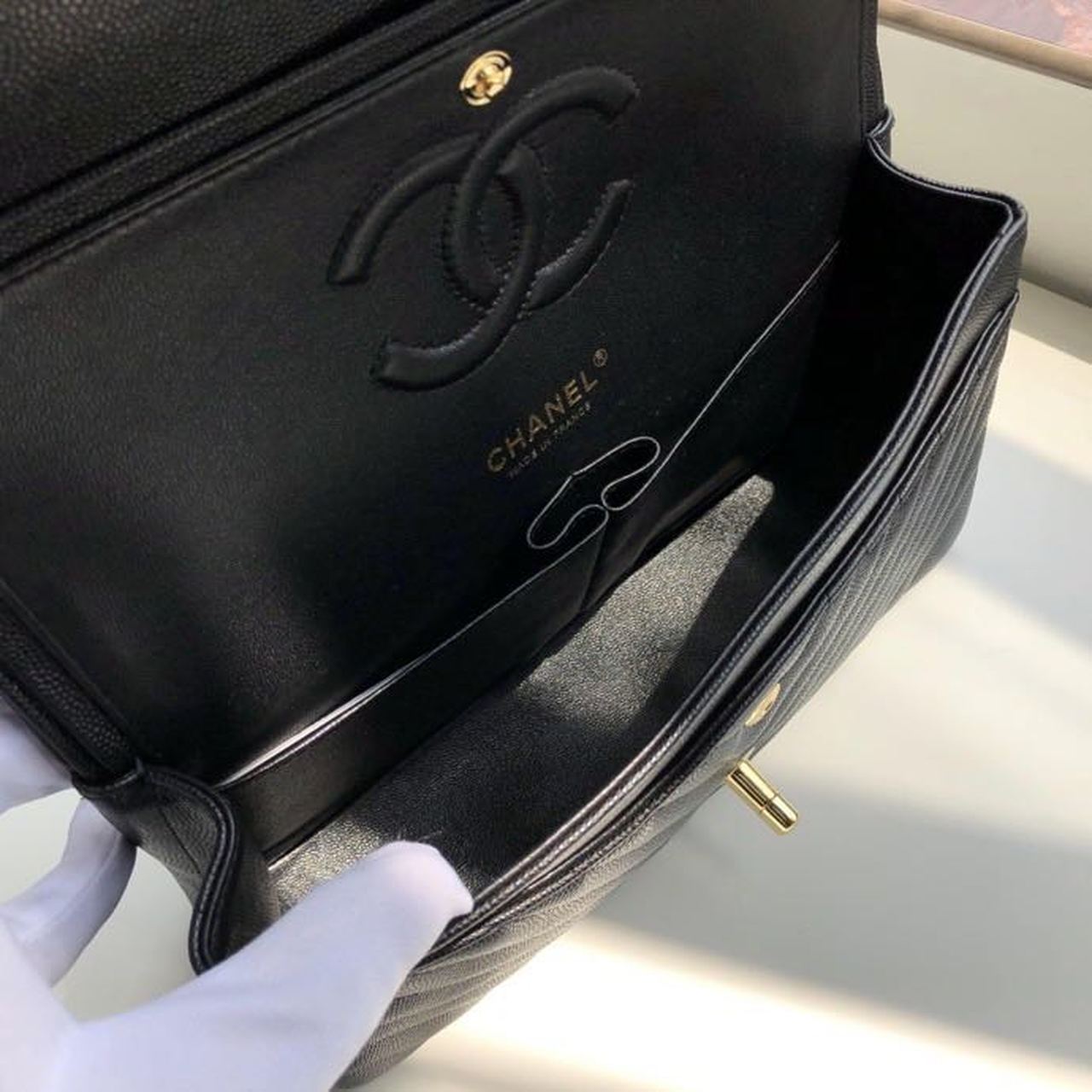 CHL Chevron Classic Handbag Gold Toned Hardware Black For Women, WomenÃ¢â‚¬â„¢s Bags, Shoulder And Crossbody Bags 10.2in/26cm