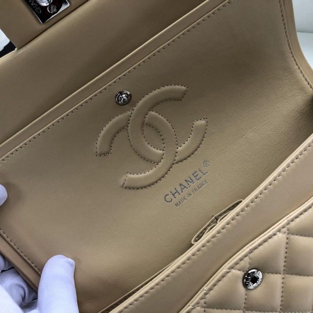 CHL Classic Handbag Silver Hardware BeigeÃ‚Â For Women Bags, Shoulder And Crossbody Bags 10.2in/26cm A01112