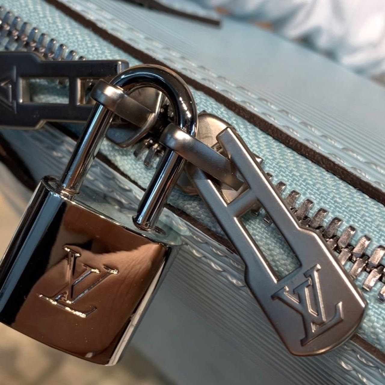 LV Alma GLAMI Epi Seaside Blue For Women, WomenÃ¢â‚¬â„¢s Handbags, Shoulder And Crossbody Bags 9.2in/23.5cm LV M56206