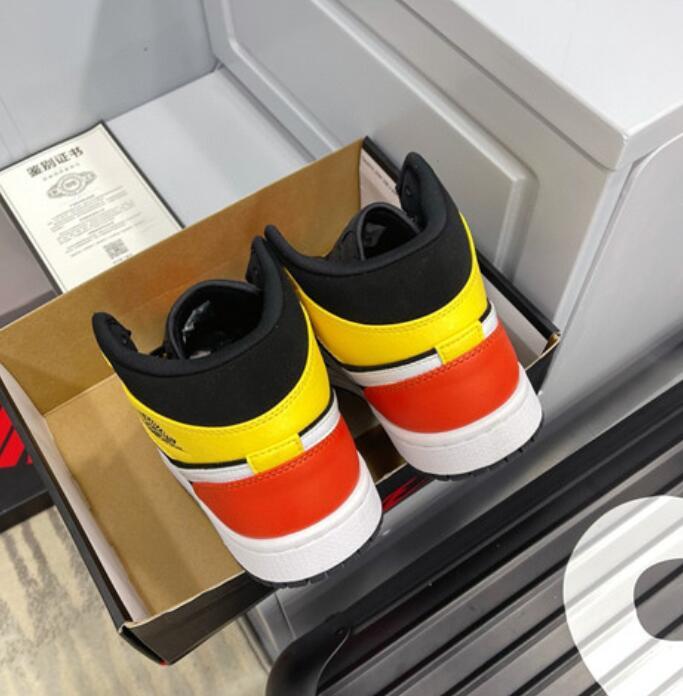 SAMC - NKE Shoes - 1650