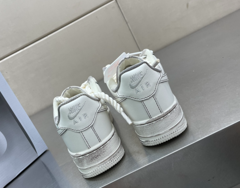 SAMC - NKE Shoes - 055