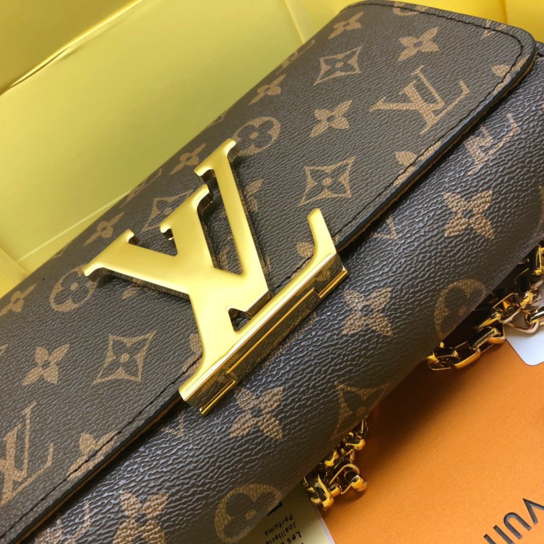 EN - New Arrival Bags LUV 154