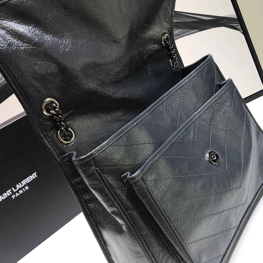 GLAMI Niki MeGLAMIum Chain Bag In Crinkled Vintage Grey For Women 11in/28cm YSL 6331580EN041112
