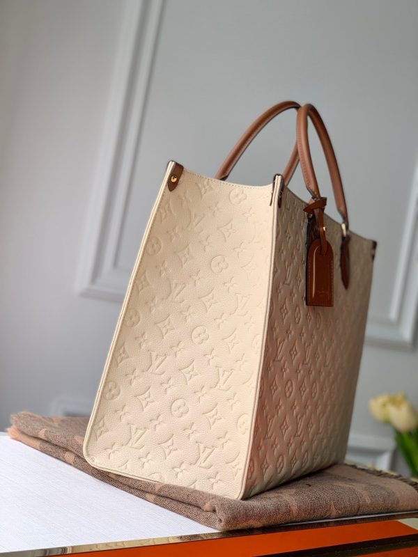 LOV2 Bags - Luxurious Bags  1391