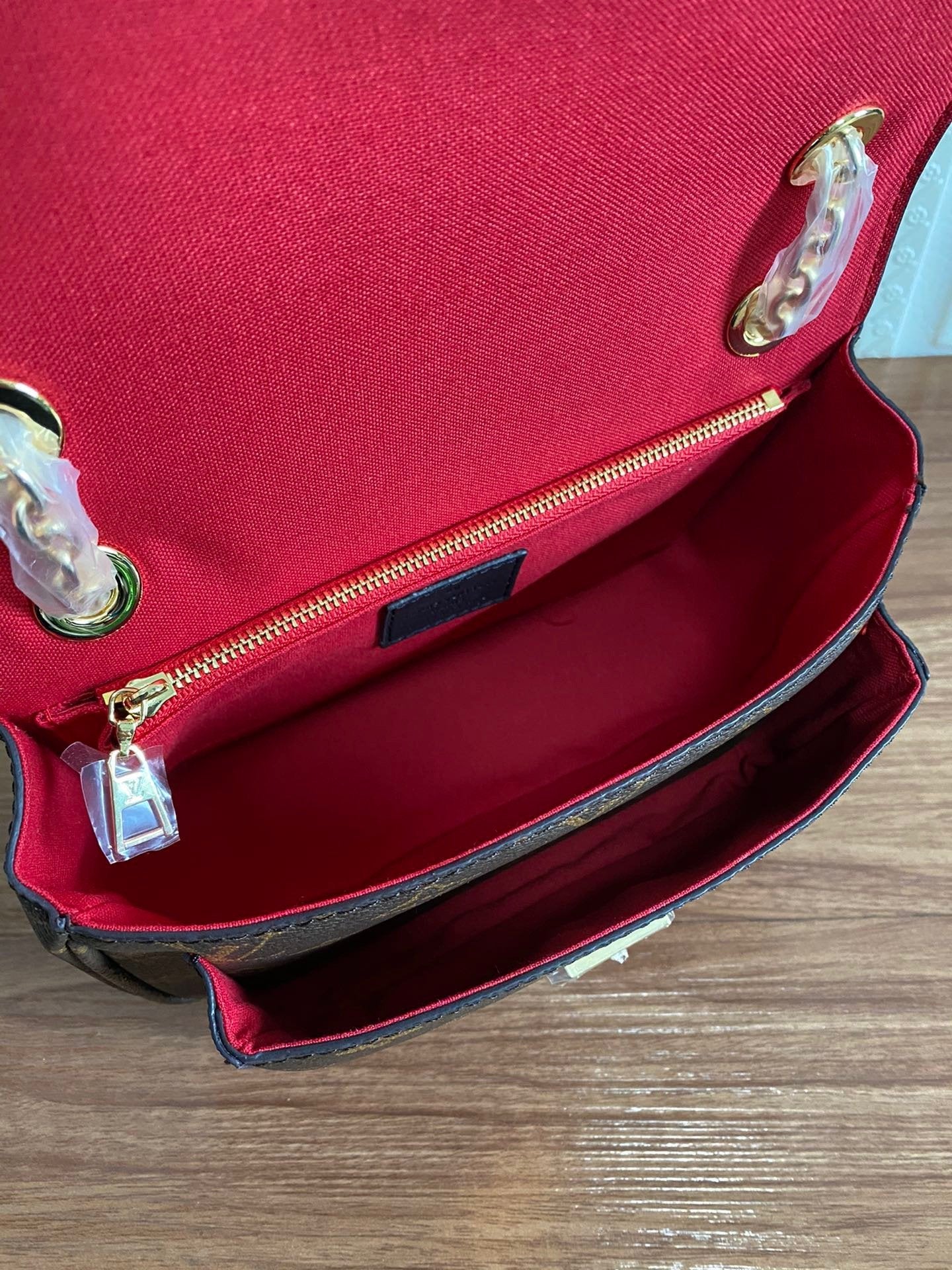 EN - New Arrival Bags LUV 022