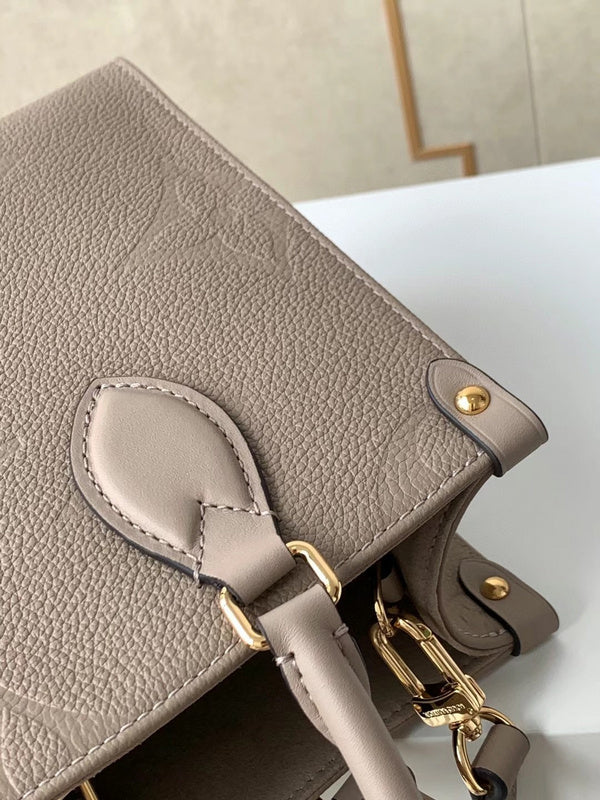 LOV2 Bags - Luxurious Bags  2536