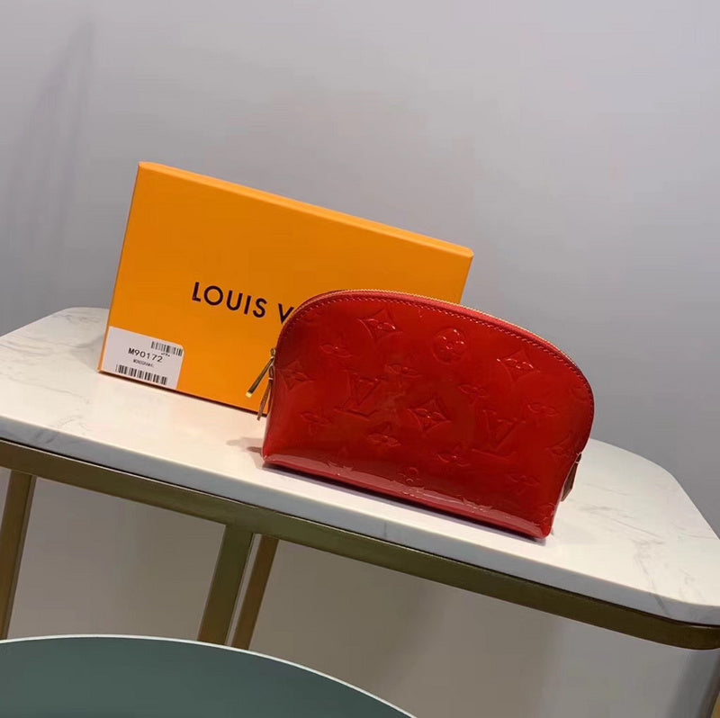 LOV2 Bags - Luxurious Bags  1143