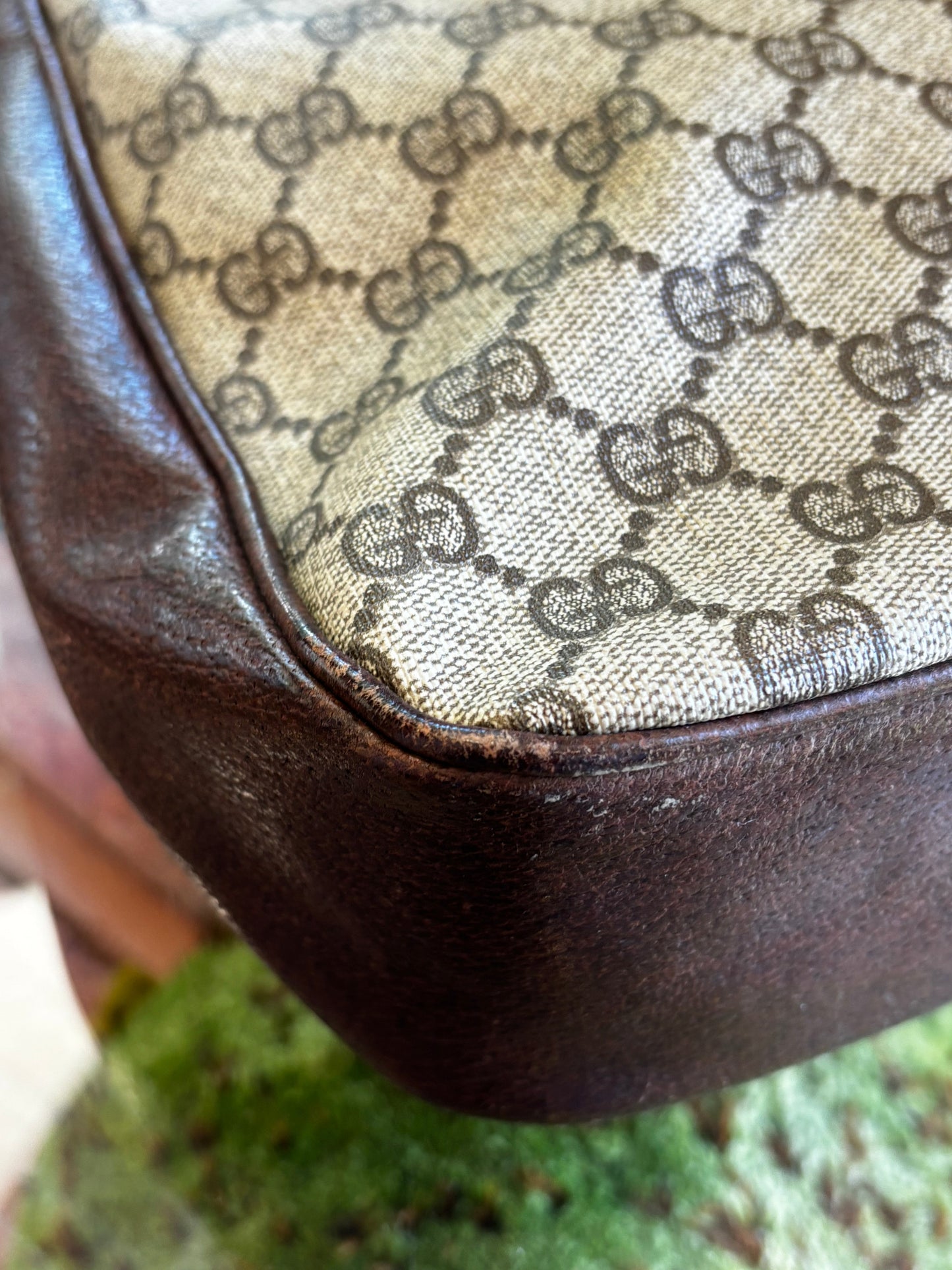 GUCCI GG Web Sherry Line Shoulder Bag