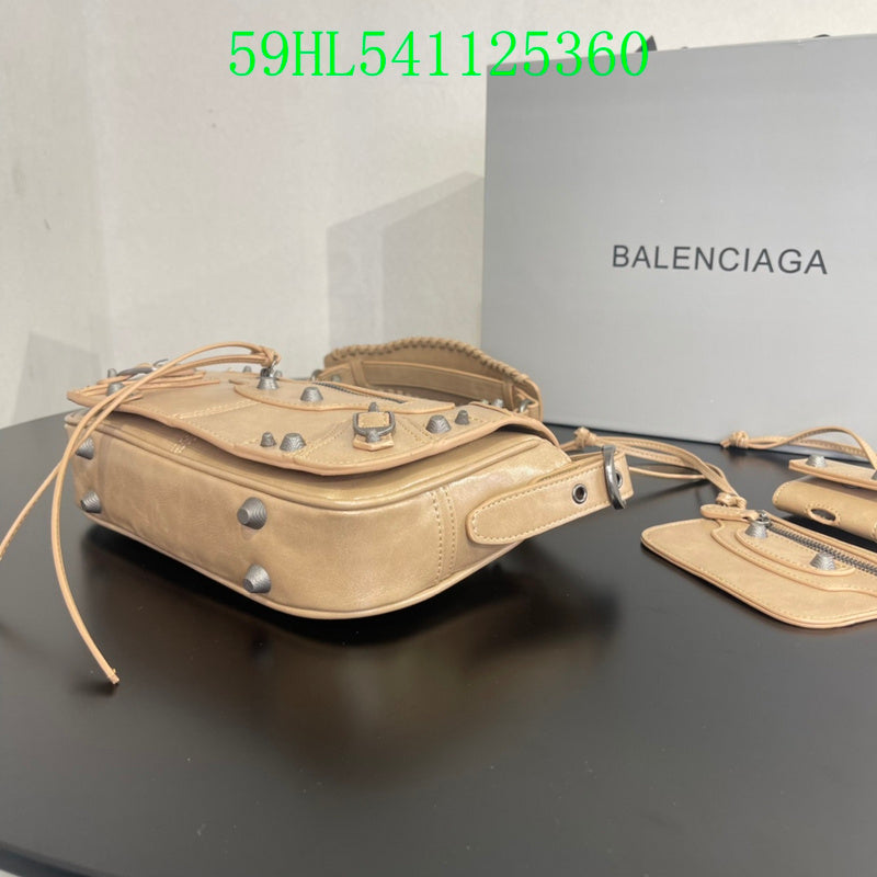 Glami Fashion - BGA Bags - 1970
