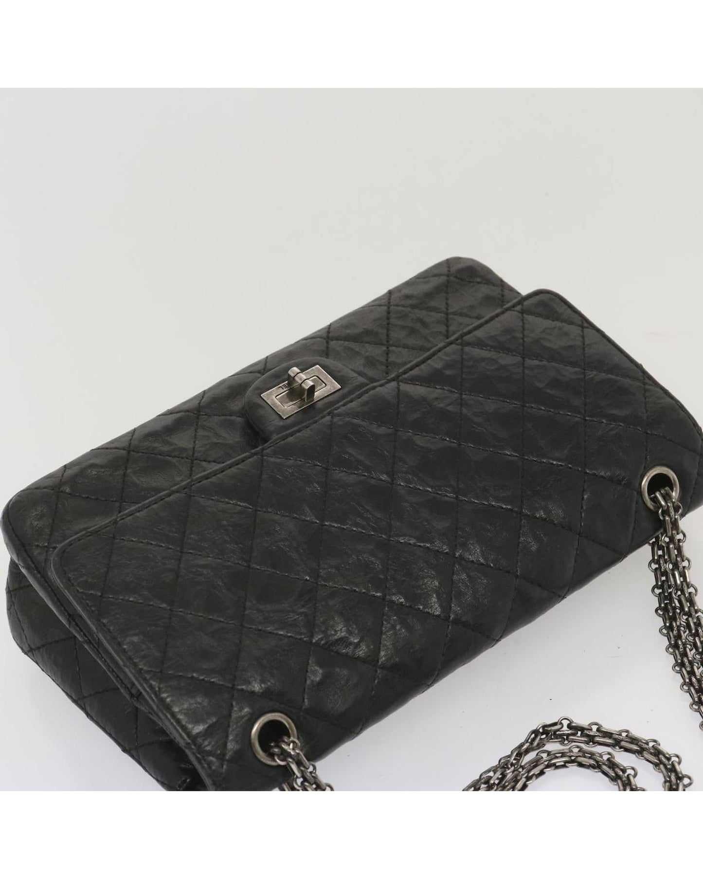 CHANEL Timeless Classic Flap Bag