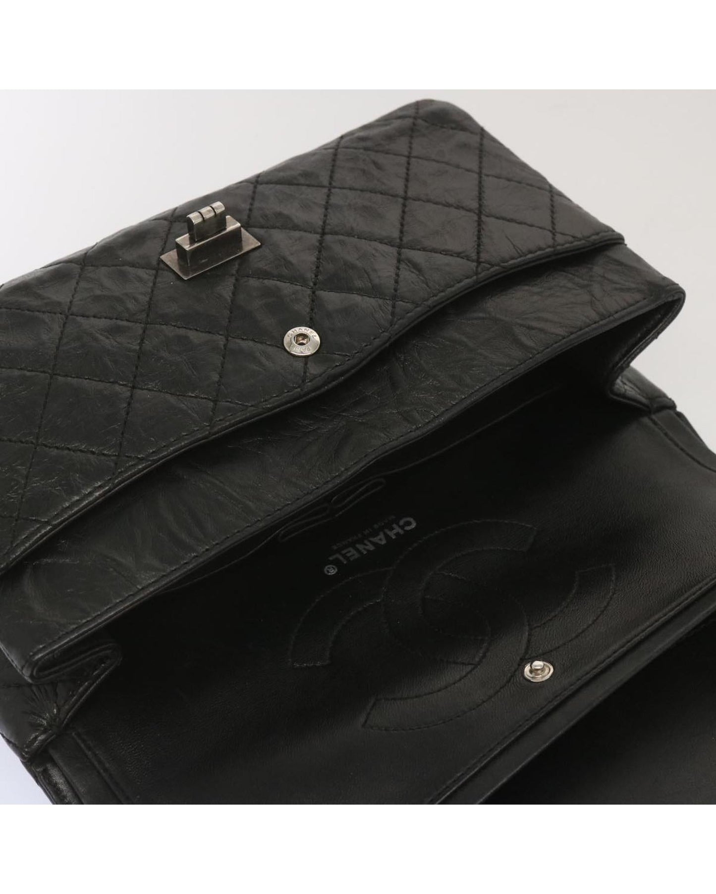 CHANEL Timeless Classic Flap Bag