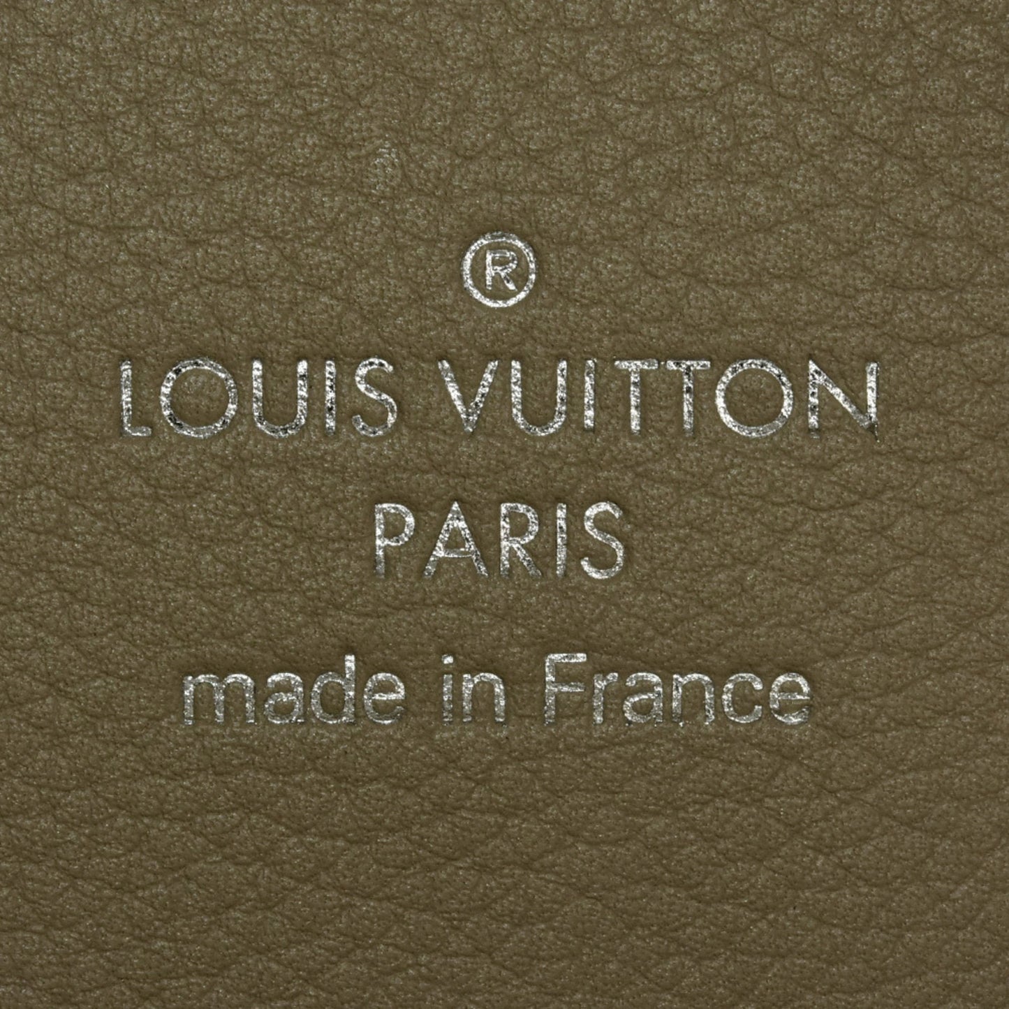 Chic and Practical Beige Leather Shoulder Bag with Detachable Strap