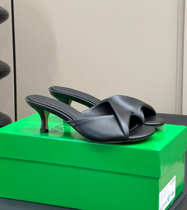 SAMC - BO Women Shoes - 028