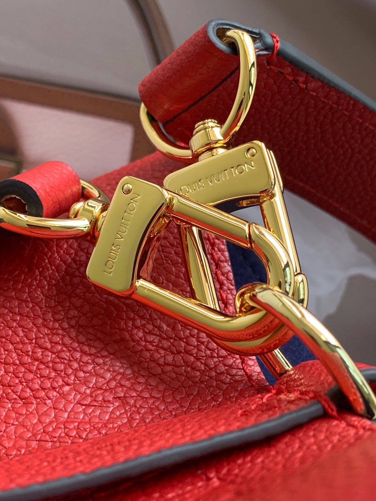 LV NeoNoe MM Bucket Bag Monogram Empreinte Red For Women, WomenÃ¢â‚¬â„¢s Bags, Shoulder Bags 10.2in/26cm LV