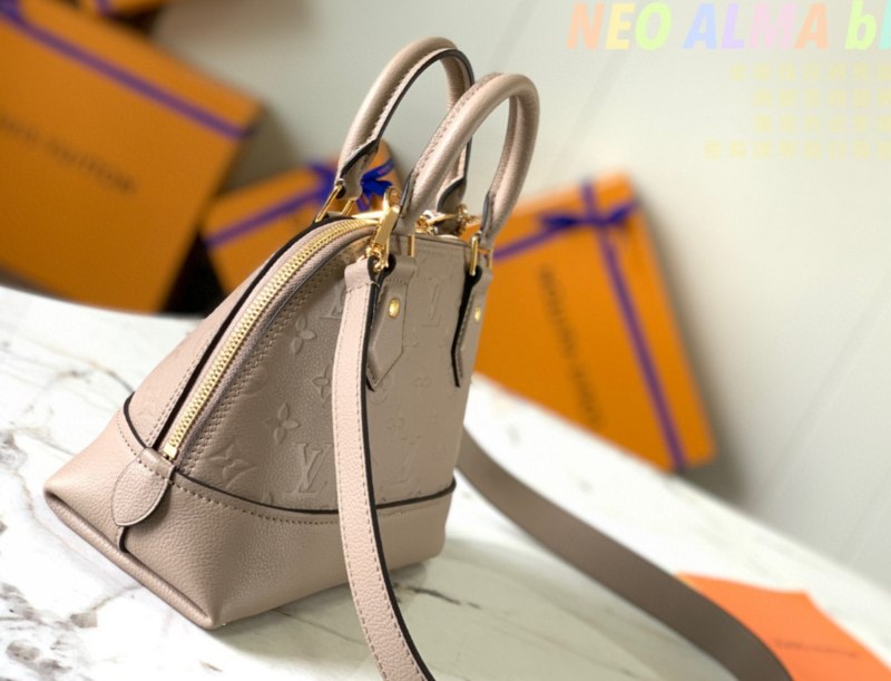 SAMC - LOV Bags - 1344