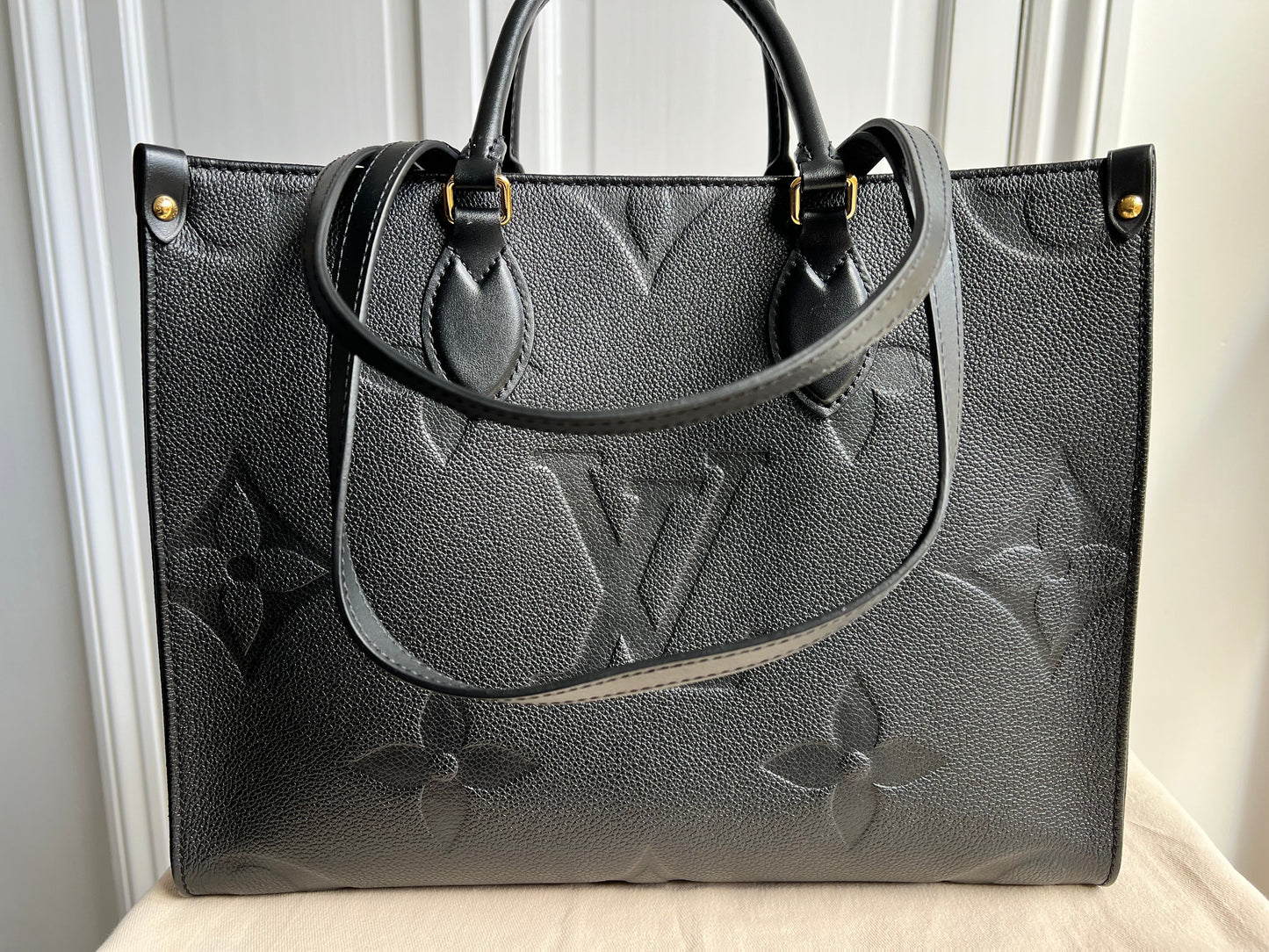 Louis Vuitton On the Go MM Black Empreinte (RRP £2,450)
